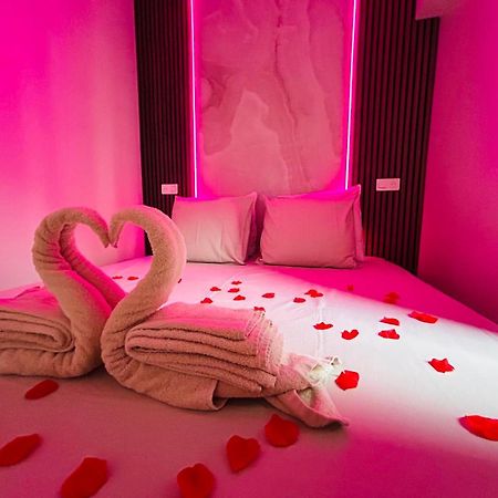 Intimate Escape - Seaside - Spa Bath - Wifi - Ac Nice Buitenkant foto