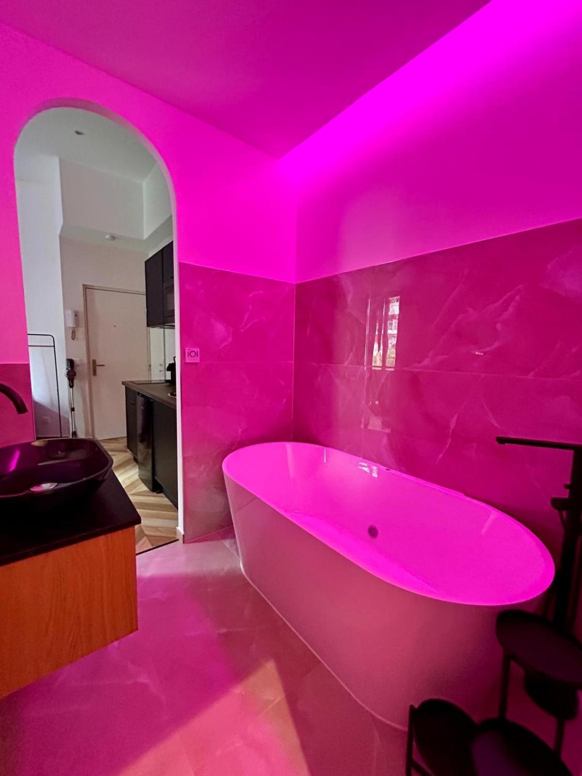 Intimate Escape - Seaside - Spa Bath - Wifi - Ac Nice Buitenkant foto