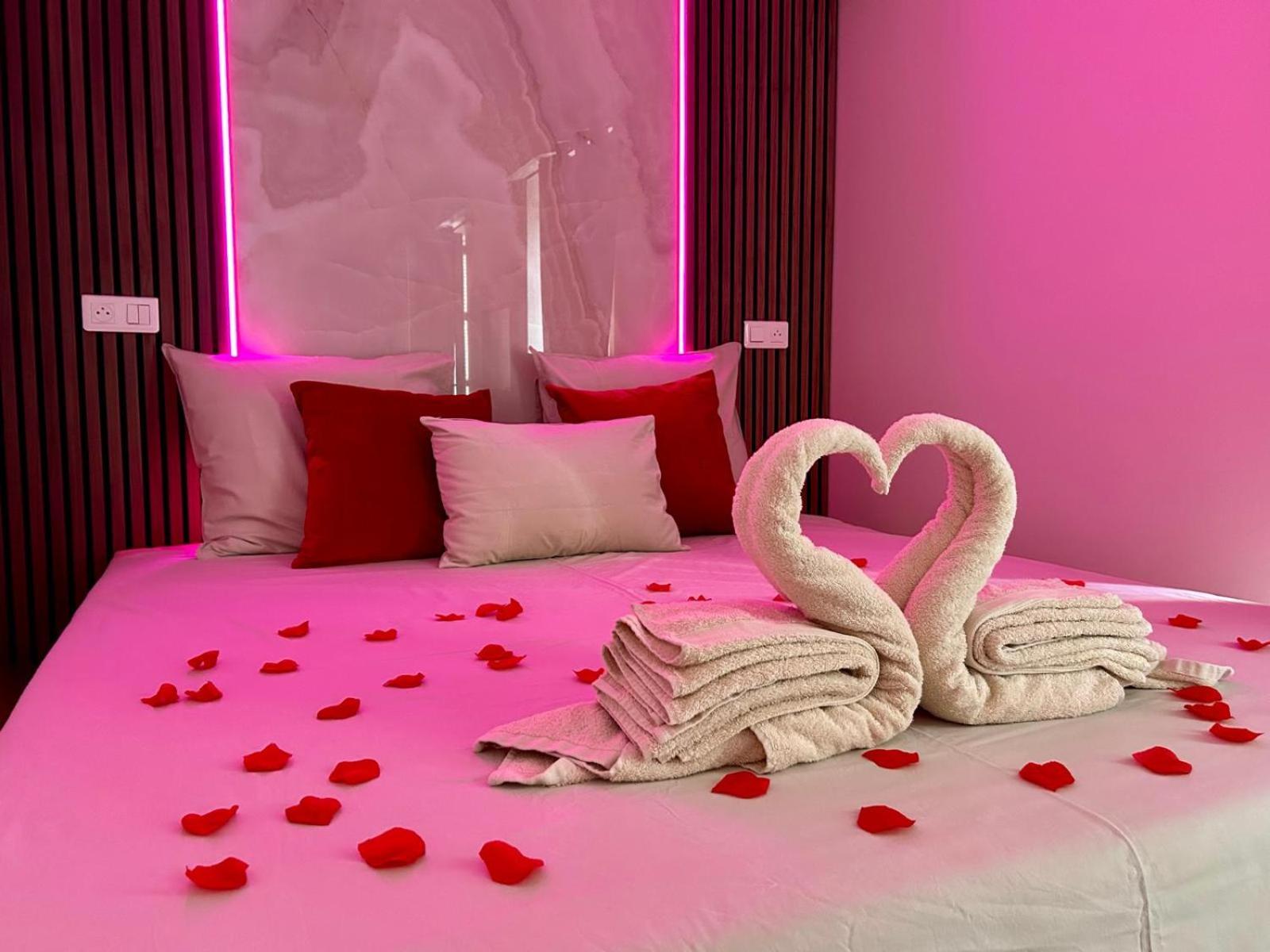Intimate Escape - Seaside - Spa Bath - Wifi - Ac Nice Buitenkant foto